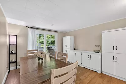 33 Lincoln St, Medway, MA 02053 - Photo 13