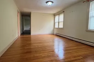 12 Curtis St, Methuen, MA 01844 - Photo 5