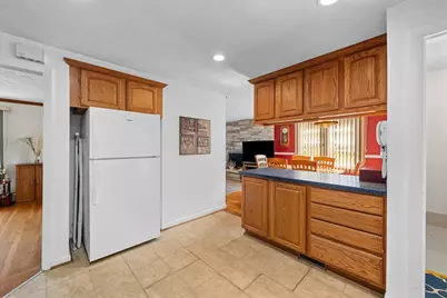 16 Mars Dr, Shrewsbury, MA 01545 - Photo 11