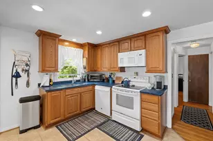 16 Mars Dr, Shrewsbury, MA 01545 - Photo 15