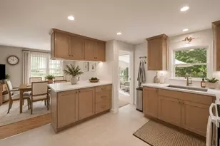 16 Mars Dr, Shrewsbury, MA 01545 - Photo 3