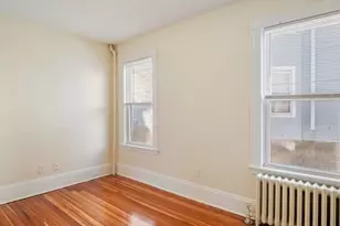 32 Robinson St, Boston, MA 02122 - Photo 15