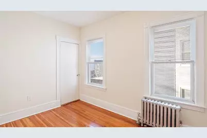 32 Robinson St #1, Boston, MA 02122 - Photo 25