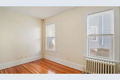 32 Robinson St #1, Boston, MA 02122 - Photo 15