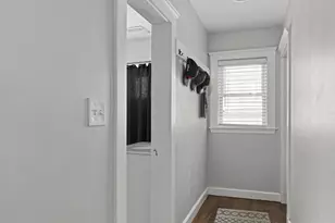18 Sylvester Rd, Boston, MA 02122 - Photo 5