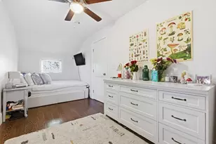18 Sylvester Rd, Boston, MA 02122 - Photo 13