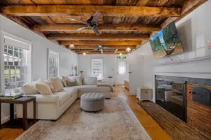 15 Carver St, Halifax, MA 02338 - Photo 3