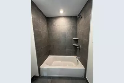 585 Essex St #518, Lynn, MA 01901 - Photo 3