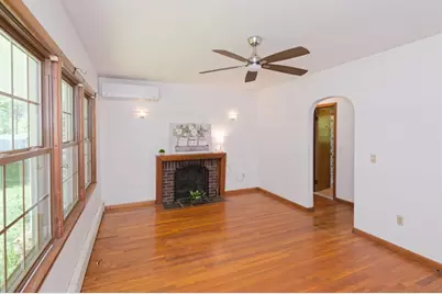 114 Plain St, Hopedale, MA 01747 - Photo 5