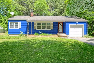 114 Plain St, Hopedale, MA 01747 - Photo 27