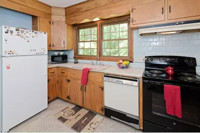 114 Plain St, Hopedale, MA 01747 - Photo 7