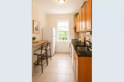 1253 Beacon St #C2, Brookline, MA 02446 - Photo 7