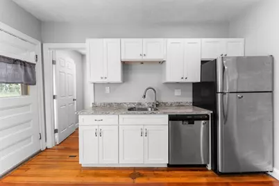 110 Crescent Ave, Melrose, MA 02176 - Photo 17