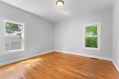 110 Crescent Ave, Melrose, MA 02176 - Photo 13