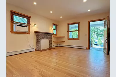 63 Pierrepont Rd, Newton, MA 02462 - Photo 3