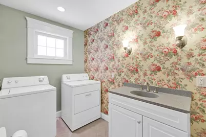 32 Spruce Street, Westfield, MA 01085 - Photo 11