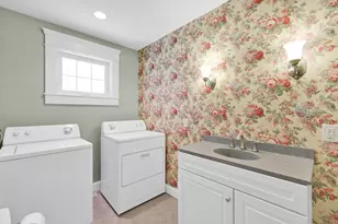 32 Spruce St, Westfield, MA 01085 - Photo 11