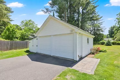 32 Spruce Street, Westfield, MA 01085 - Photo 5