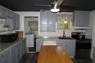 20 Fallston St, Springfield, MA 01119 - Photo 11