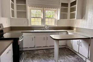 672 W Rodney French Blvd, New Bedford, MA 02744 - Photo 17