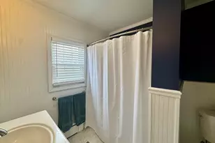 672 W Rodney French Blvd, New Bedford, MA 02744 - Photo 27