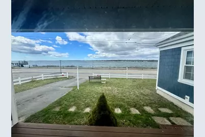 672 W Rodney French Blvd, New Bedford, MA 02744 - Photo 5