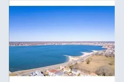 672 W Rodney French Blvd, New Bedford, MA 02744 - Photo 33