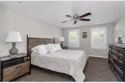 713 Washington St (& Domenica Wy), Franklin, MA 02038 - Photo 21