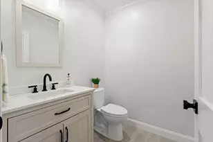 5 Ciaramitaro Ct, Gloucester, MA 01930 - Photo 17