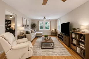 15 Mars Dr, Shrewsbury, MA 01545 - Photo 3