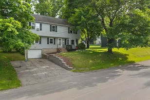 15 Mars Dr, Shrewsbury, MA 01545 - Photo 1