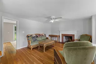 15 Mars Dr, Shrewsbury, MA 01545 - Photo 5