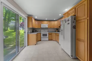 15 Mars Dr, Shrewsbury, MA 01545 - Photo 13