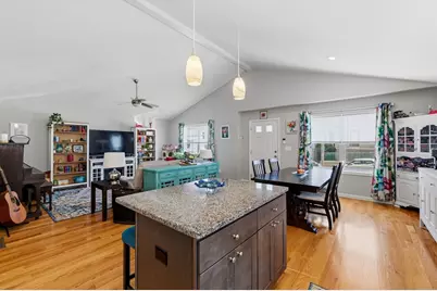 357 County St, Fall River, MA 02723 - Photo 9