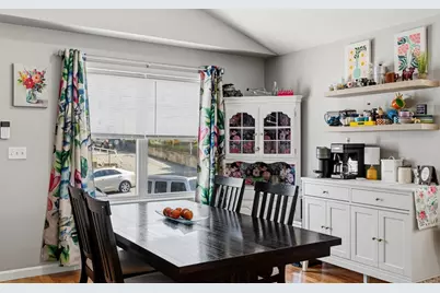 357 County St, Fall River, MA 02723 - Photo 11