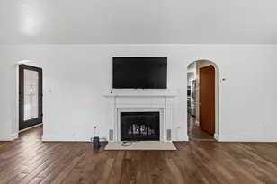 322 Harwich St, New Bedford, MA 02745 - Photo 5