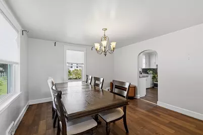 322 Harwich St, New Bedford, MA 02745 - Photo 11