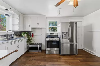 322 Harwich St, New Bedford, MA 02745 - Photo 15