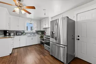 322 Harwich St, New Bedford, MA 02745 - Photo 13