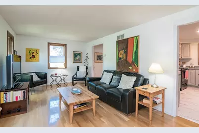 13 Carillon Cir, Easthampton, MA 01027 - Photo 5