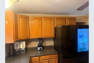 17 Crossman St, Taunton, MA 02780 - Photo 9