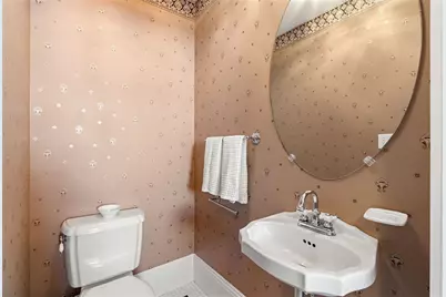 138 Lothrop Street, Beverly, MA 01915 - Photo 15