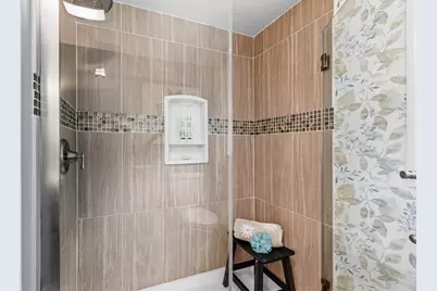 92 Everett St, Somerset, MA 02726 - Photo 25