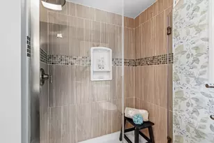 92 Everett St, Somerset, MA 02726 - Photo 25
