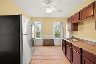 26 Pine St, Attleboro, MA 02703 - Photo 9