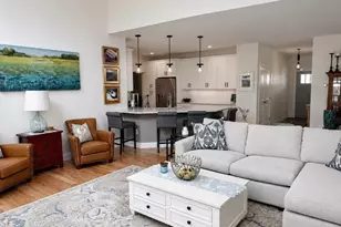 15 Beacon St, Wareham, MA 02558 - Photo 11