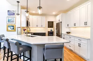 15 Beacon St, Wareham, MA 02558 - Photo 9