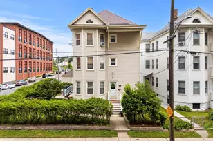 203 Deane St, New Bedford, MA 02746 - Photo 3