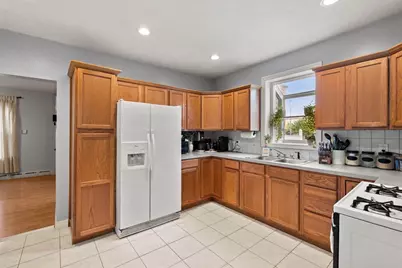 203 Deane St, New Bedford, MA 02746 - Photo 15
