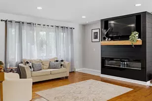 1535 Meridian St, Fall River, MA 02720 - Photo 9